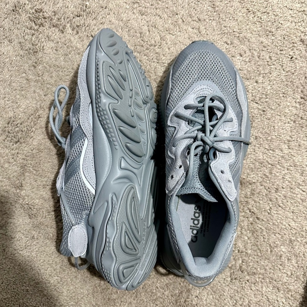 Adidas Ozweego